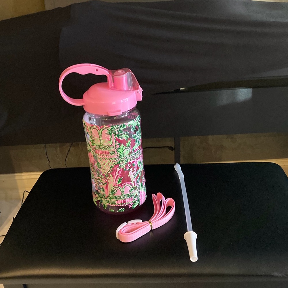 NEW Lilly Pulitzer Water Bottle from a recent gwp!